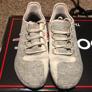 Adidas tubular Sz 9.5